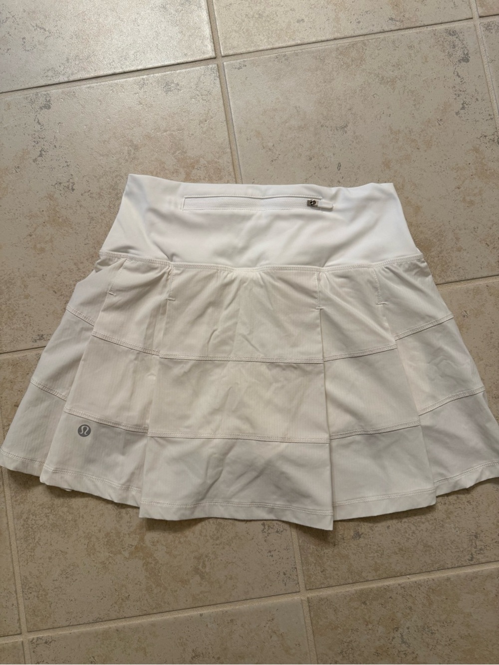 lululemon White Women’s Athletic Skirt